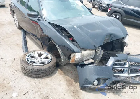 2013 Dodge Charger Sxt z USA, uszkodzony, nr VIN 2C3CDXHG9DH522269